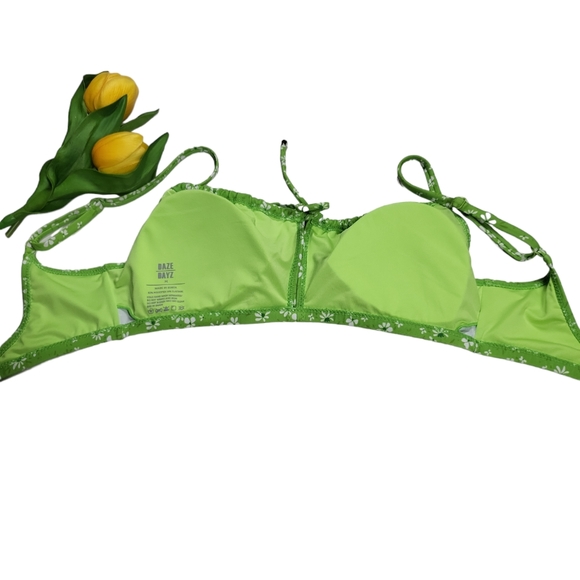 Perry Shirred Bikini Top Floral in Gren - Picture 13 of 13